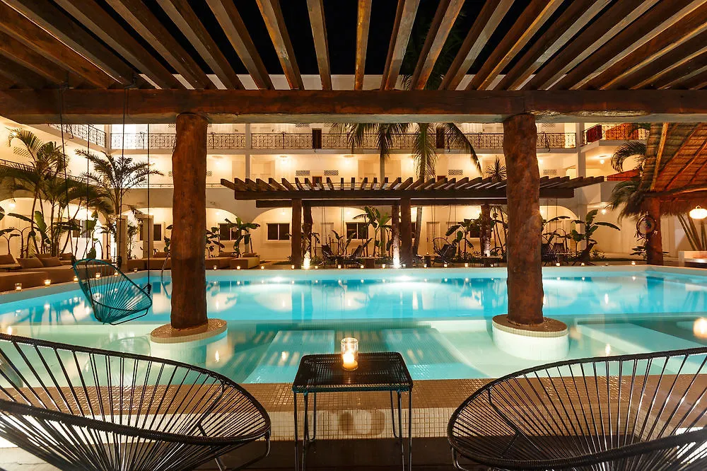 Hm Playa Del Carmen Hotel